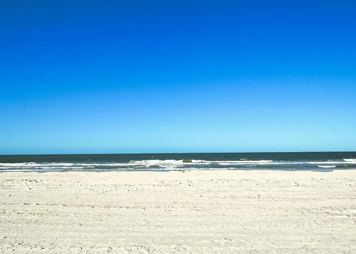 Mont Martre 216 Beachfront 2 Bedroom 2 Bath At Mont Martre 23117 Clearwater Beach